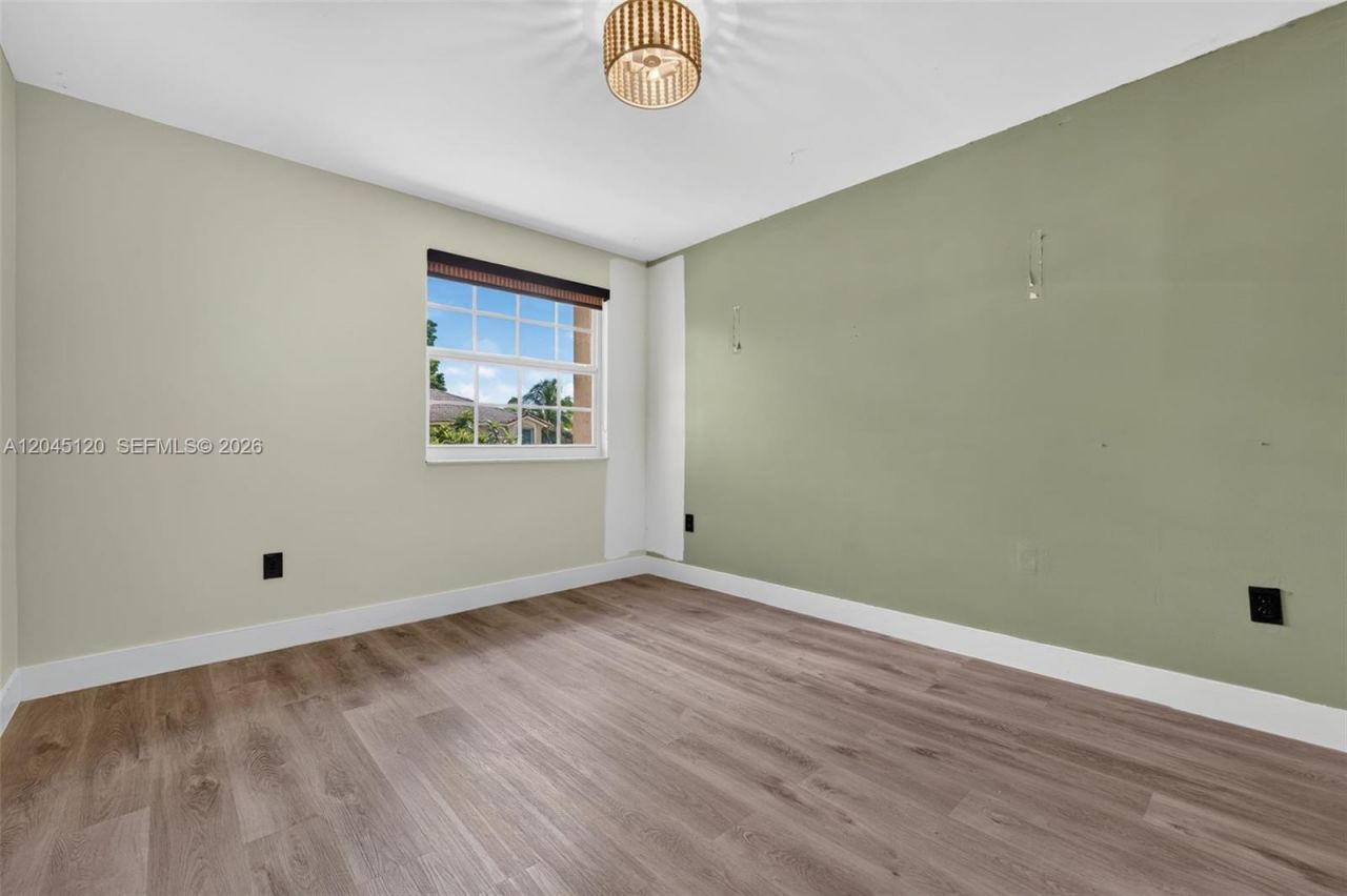 Please Call For Address, Miami, FL 33196 Photo