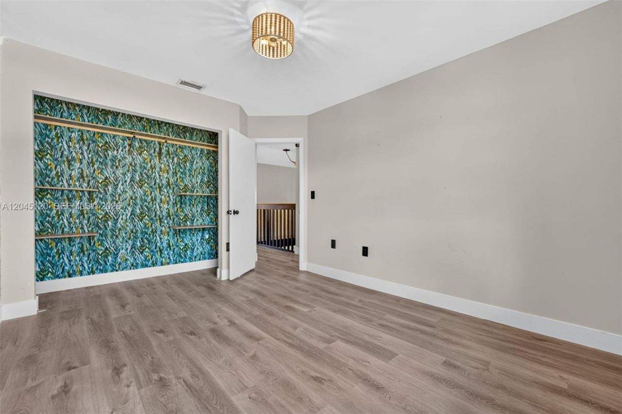 Please Call For Address, Miami, FL 33196 Photo