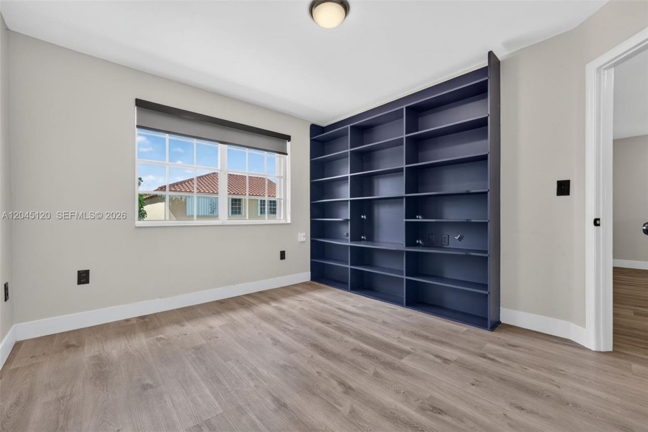 Please Call For Address, Miami, FL 33196 Photo