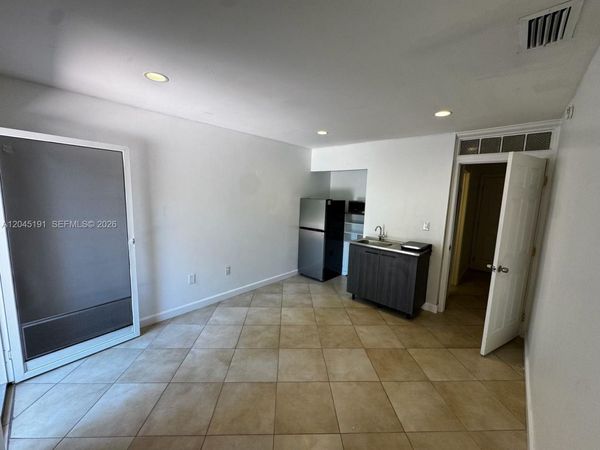 158 SW 96th Ct , Unit B, Miami, FL 33174