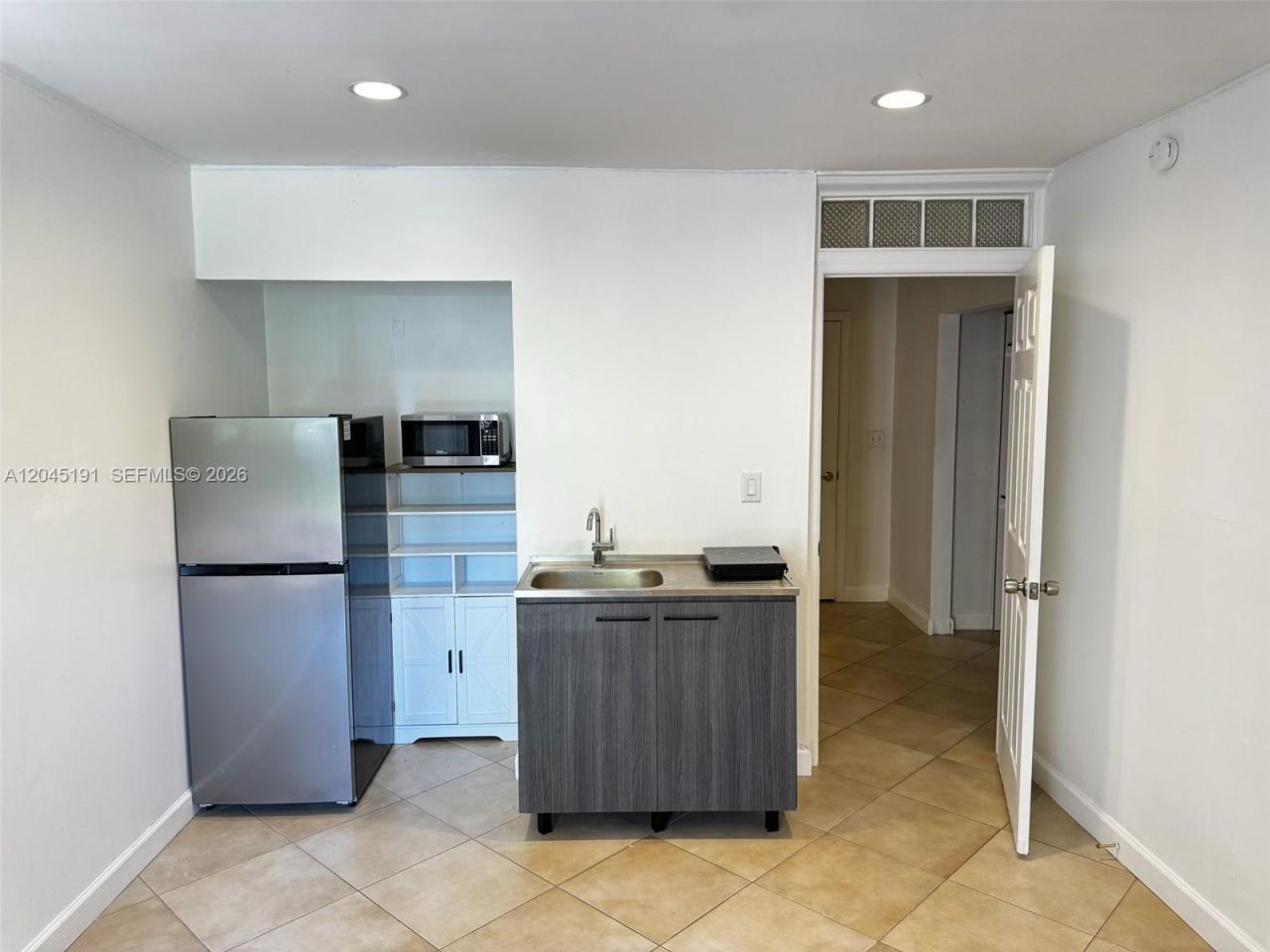 158 SW 96th Ct , Unit B, Miami, FL 33174 Photo
