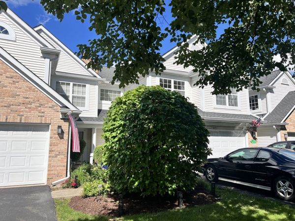 Unit 1005, West Chicago, IL 60185