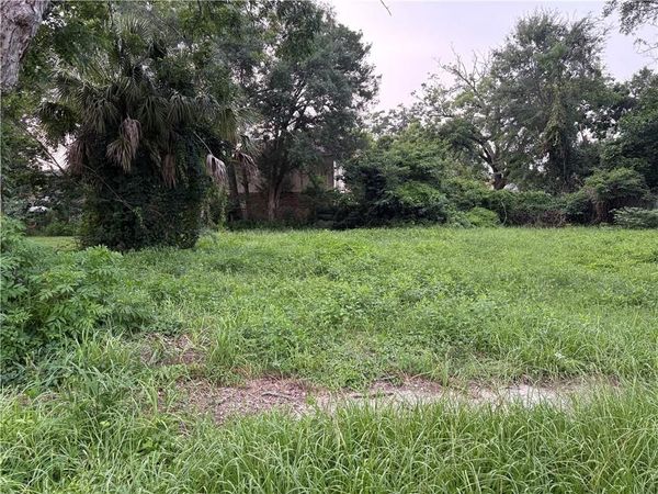 960 Conti Street , Mobile, AL 36604