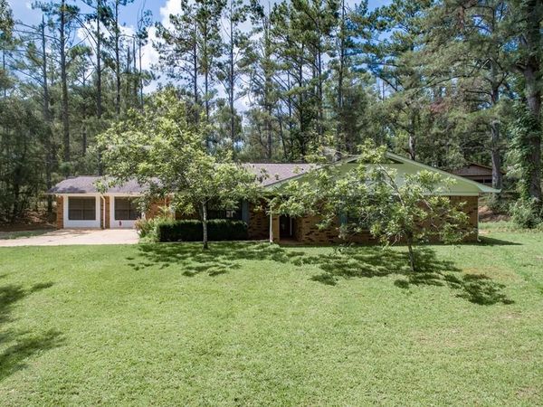 1450 Gus Booker, Oxford, MS 38655