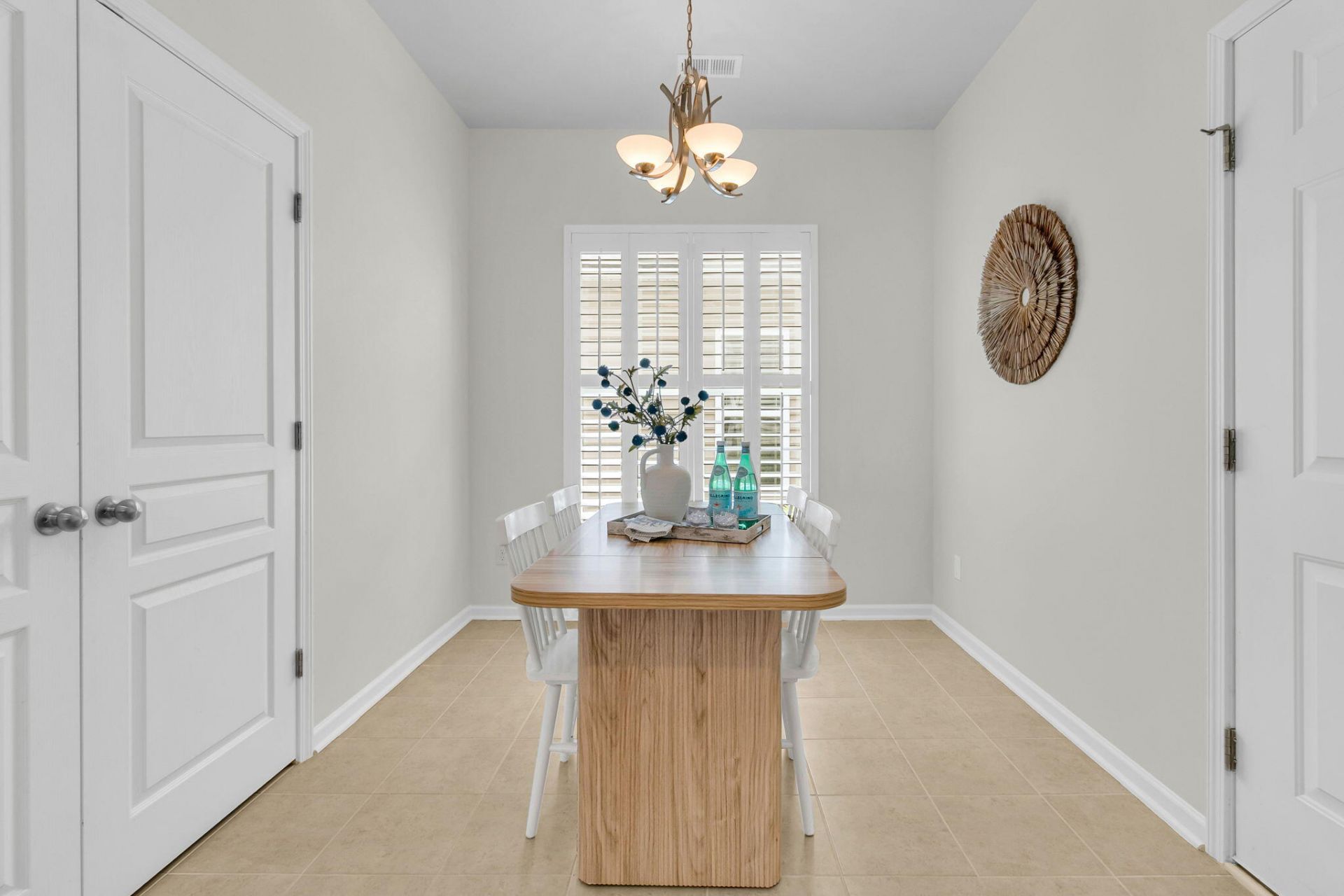 109 Harbor Point Court Photo 16
