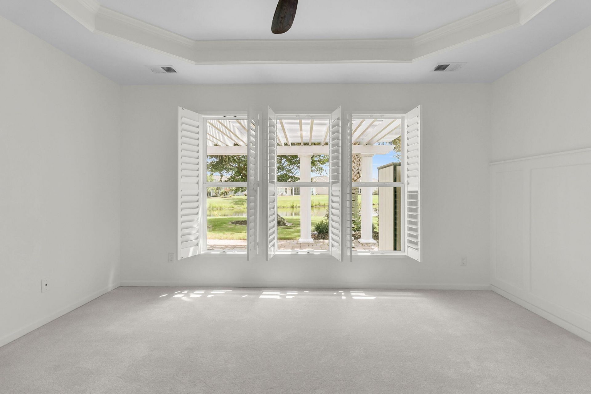 109 Harbor Point Court Photo 18
