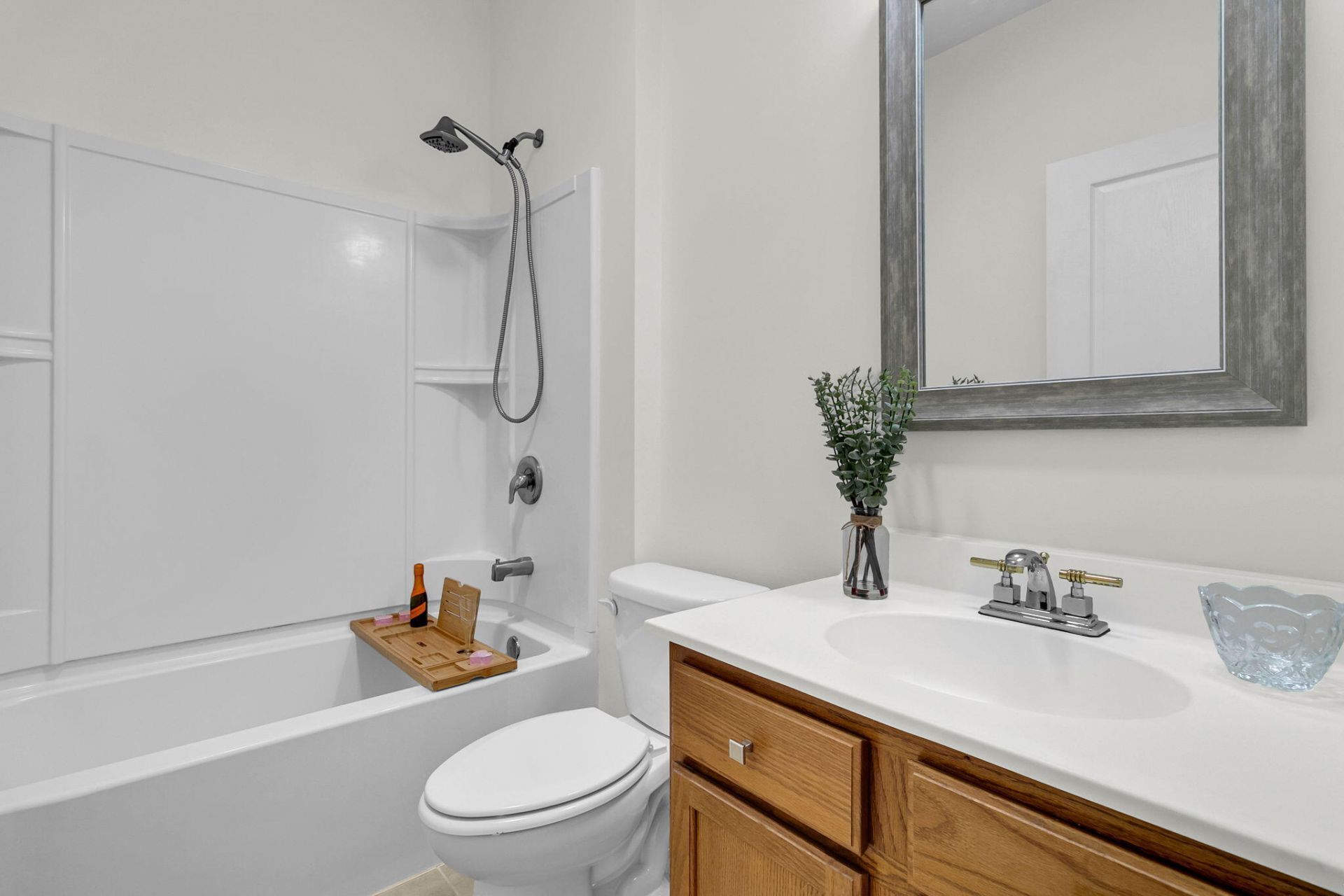 109 Harbor Point Court Photo 25