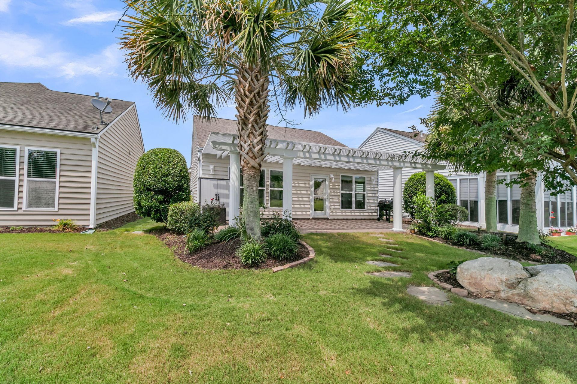109 Harbor Point Court Photo 29