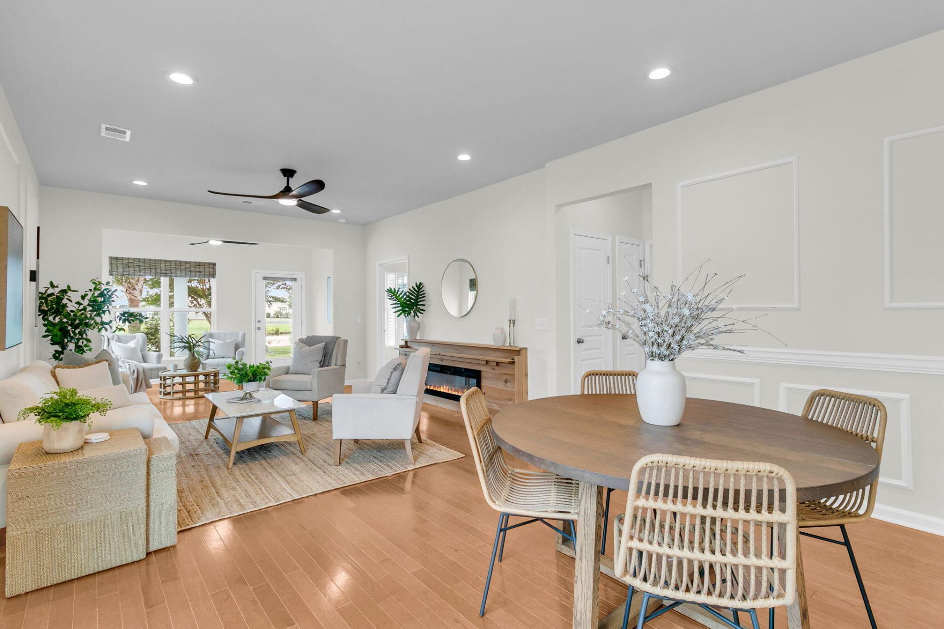 109 Harbor Point Court Photo 8