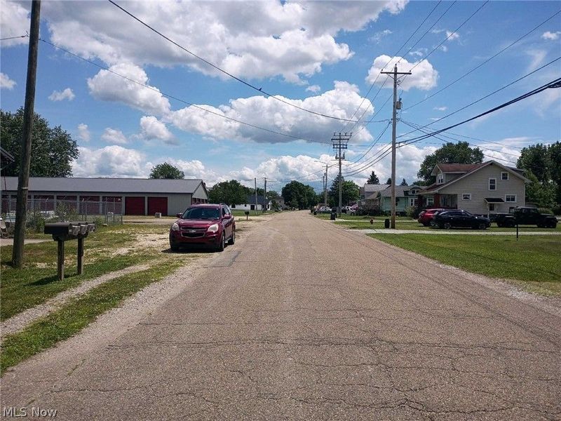 1641 Roanoke Avenue, Uhrichsville, OH 44683 Photo 5
