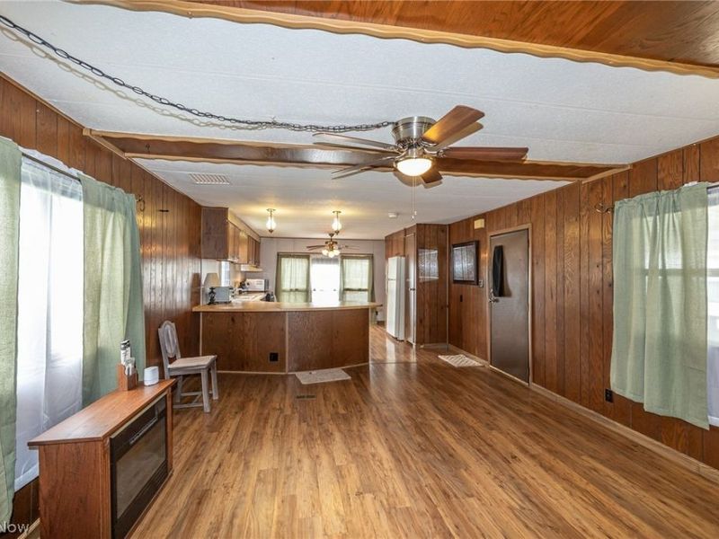 35157 CENTER RIDGE Road , North Ridgeville, OH 44039 Photo 18