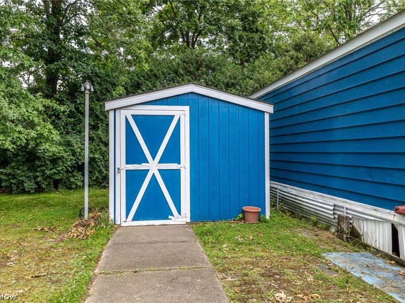 35157 CENTER RIDGE Road , North Ridgeville, OH 44039 Photo 3