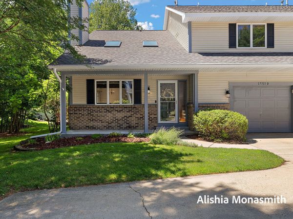 17511 Parkwood Drive, Unit D, Spring Lake, MI 49456