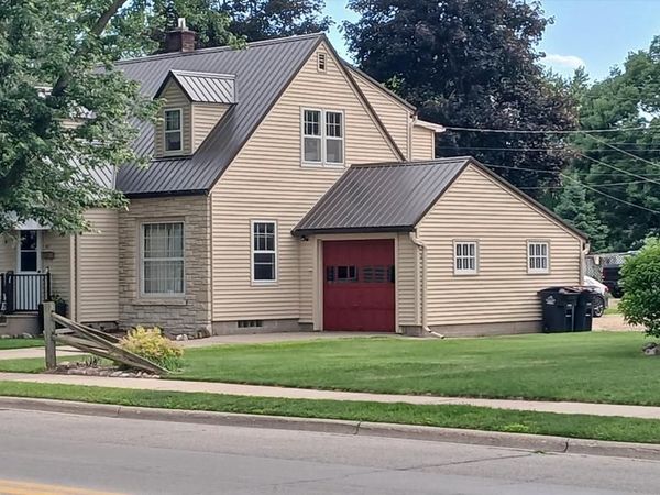 817 S MAIN STREET, Shawano, WI 54166