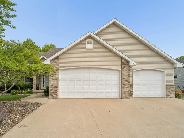 4226 E APPLESEED DRIVE, Appleton, WI 54913