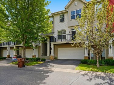 8336 Emery Parkway N, Champlin, MN 55316