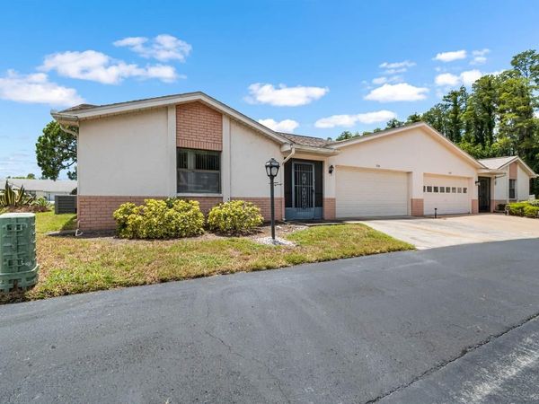 1760 ATRIUM DRIVE , SUN CITY CENTER, FL 33573