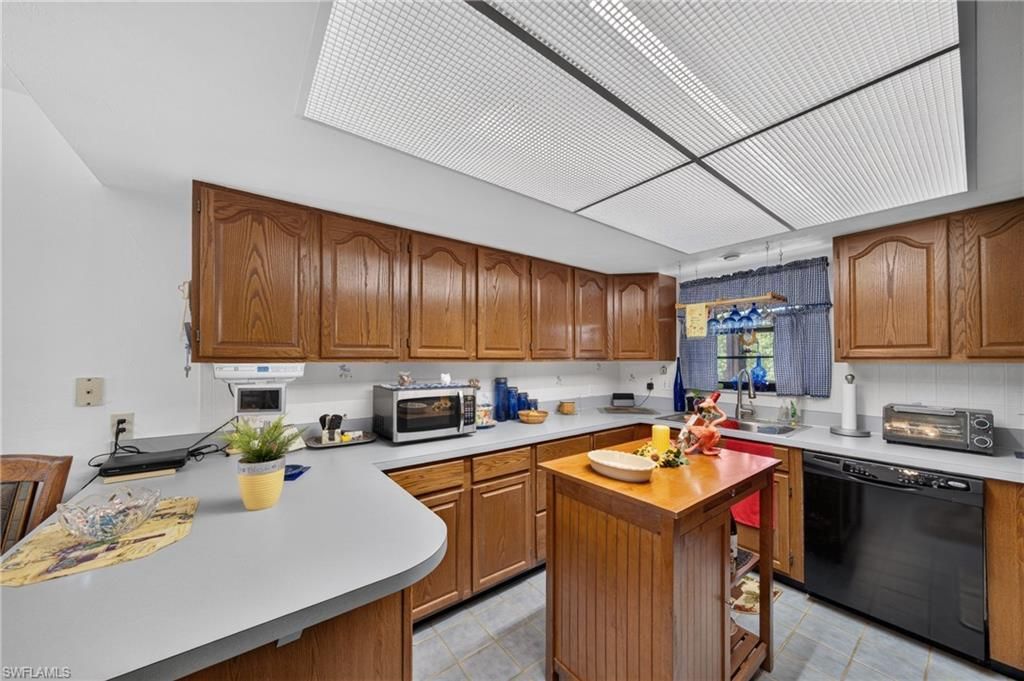 13442 Caribbean Blvd, Fort Myers, FL 33905 Photo