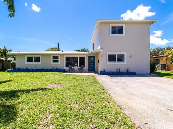 242 SW 9th Street, Pompano Beach, FL 33060