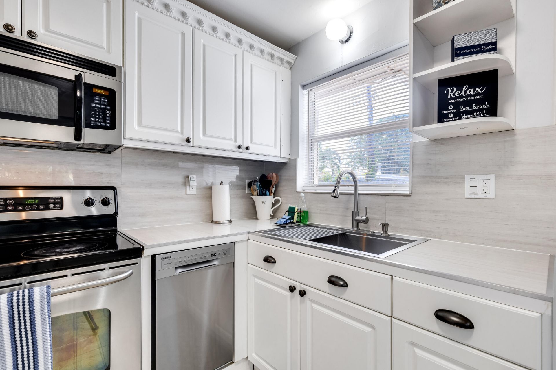 242 SW 9th Street, Pompano Beach, FL 33060 Photo
