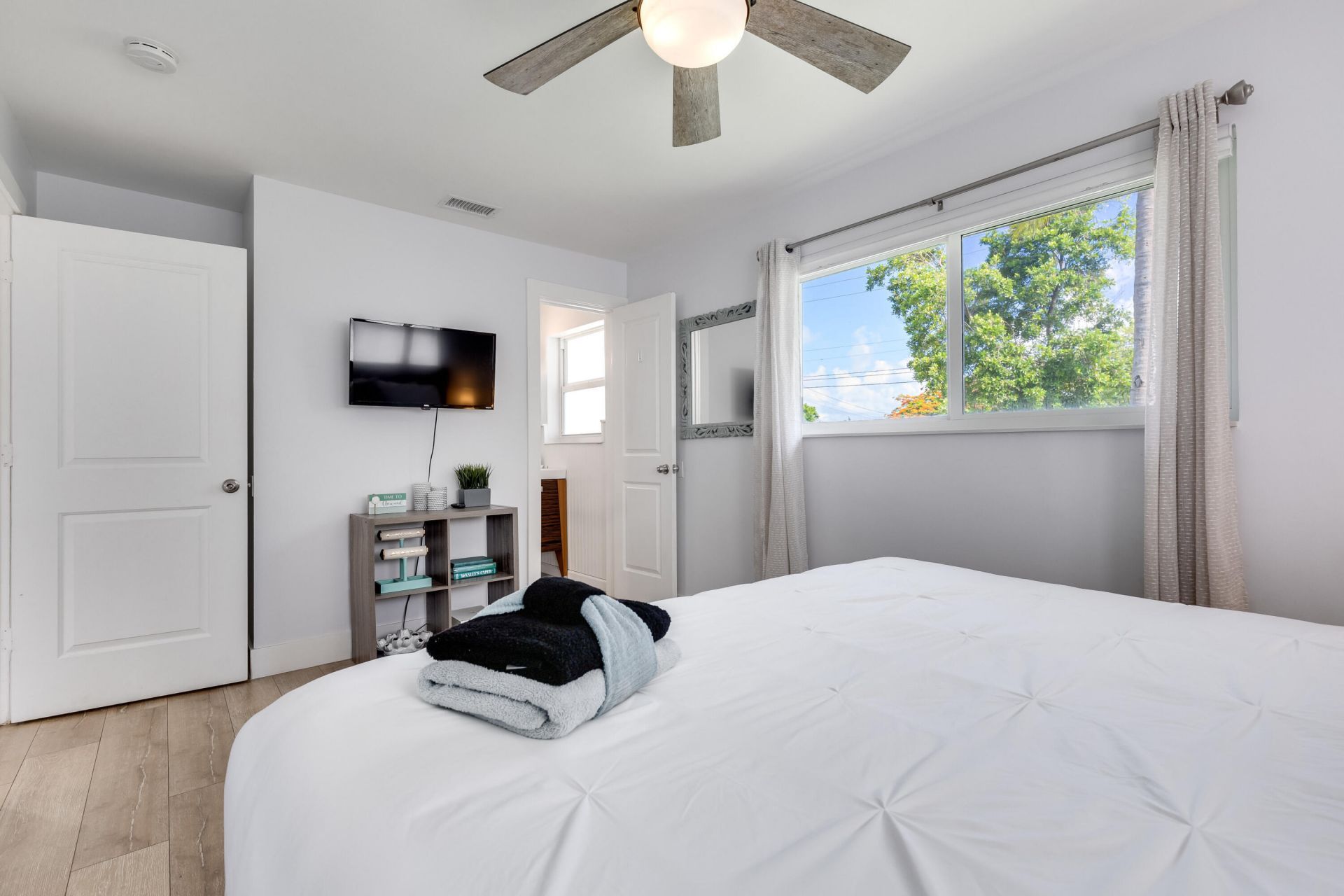 242 SW 9th Street, Pompano Beach, FL 33060 Photo