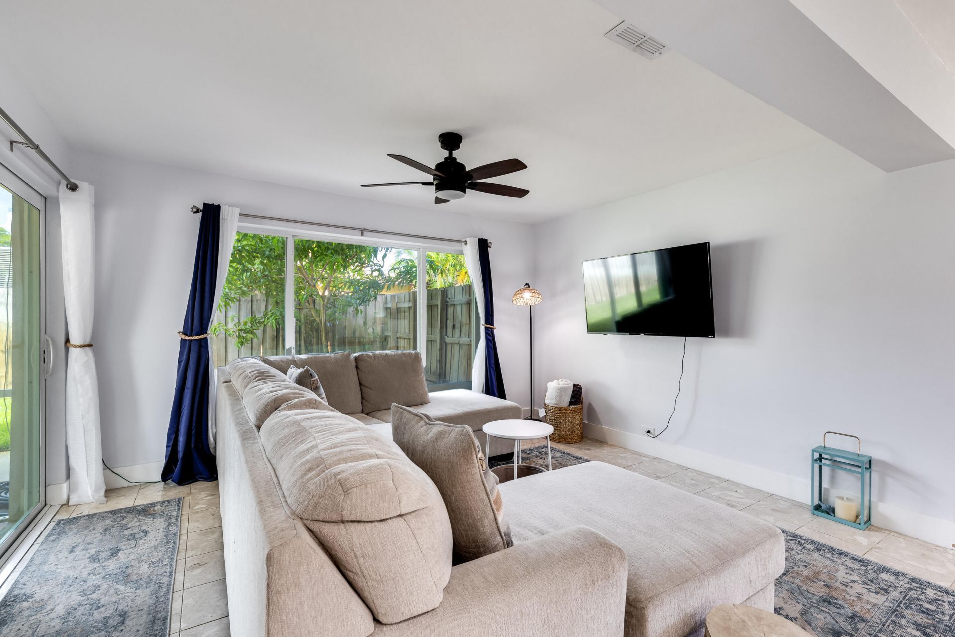 242 SW 9th Street, Pompano Beach, FL 33060 Photo