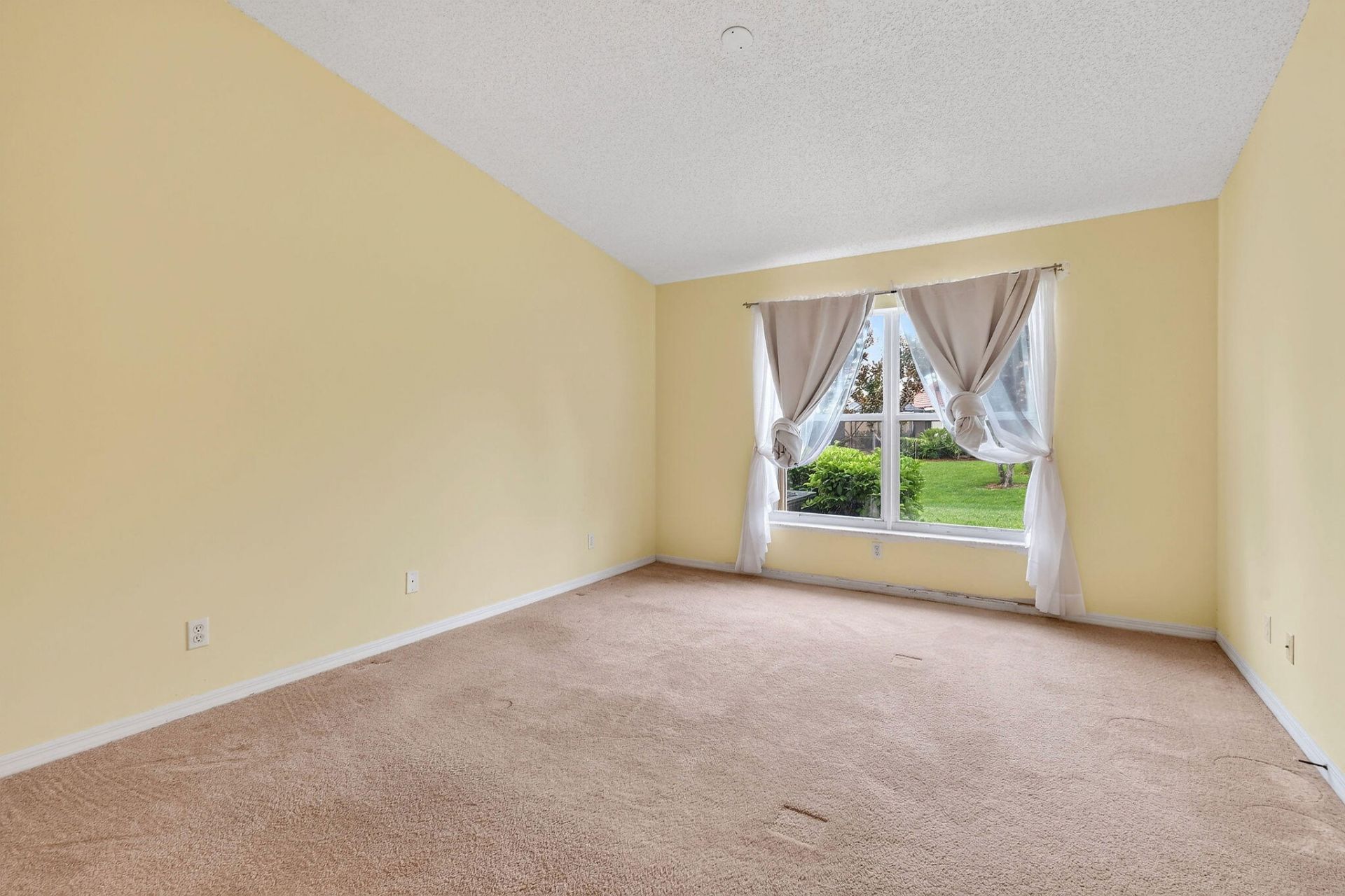 9442 Bridgeport Drive, West Palm Beach, FL 33411 Photo