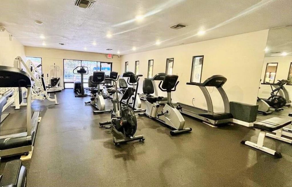 2801 N Pine Island Road, Unit 204, Sunrise, FL 33322 Photo