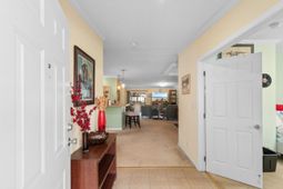 158 Lakeside Crossing Dr. photo 4