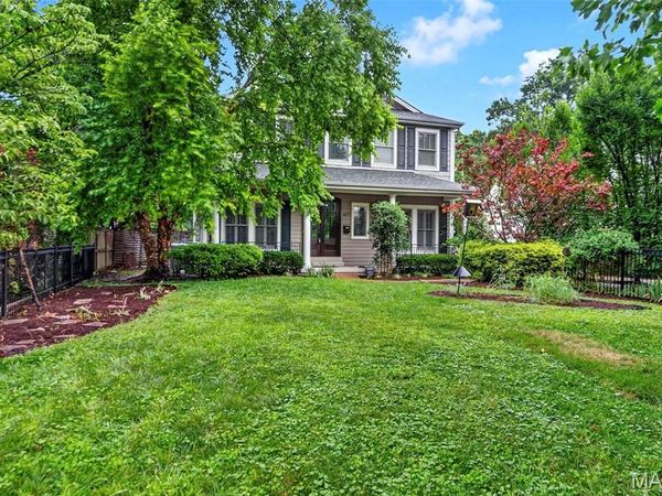 407 E Argonne Drive, Kirkwood, MO 63122