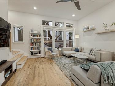 3170 Carmel Street, Unit 104, Dallas, TX 75204