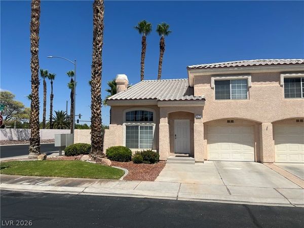 8476 Sewards Bluff Avenue , Las Vegas, NV 89129
