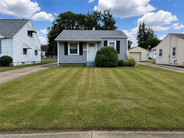 1613 Everett Avenue , Youngstown, OH 44514