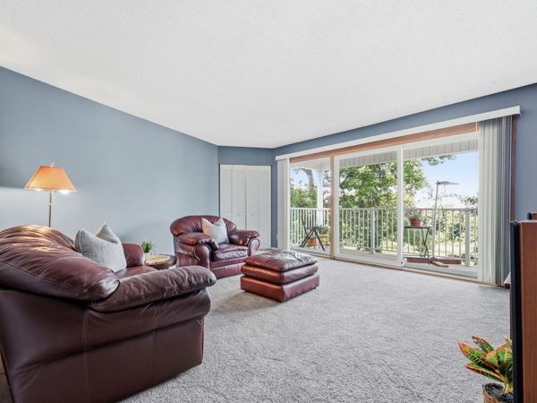 122 Demont Avenue E, Unit 370, Little Canada, MN 55117