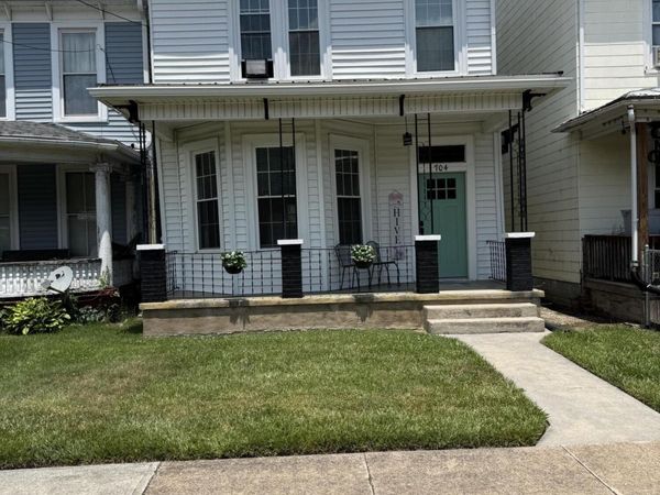 704 Church ST , Clifton Forge, VA 24422