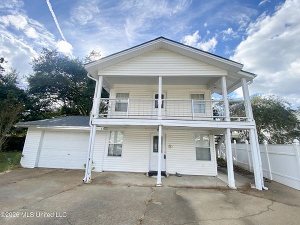 119 Dampeer Street, Crystal Springs, MS 39059
