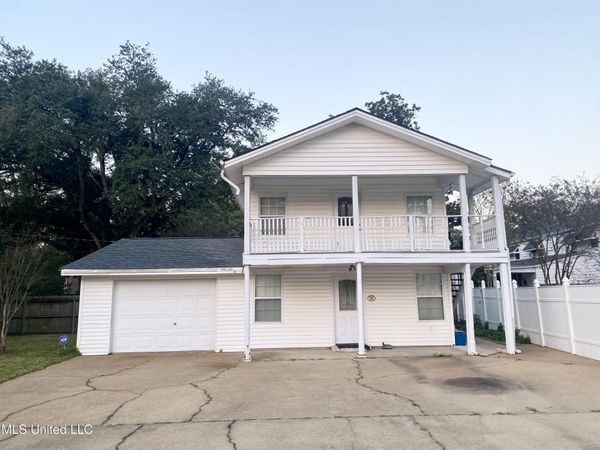 119 Dampeer Street, Crystal Springs, MS 39059