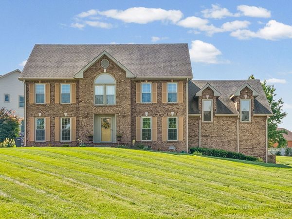 215 Avignon Way , Clarksville, TN 37043