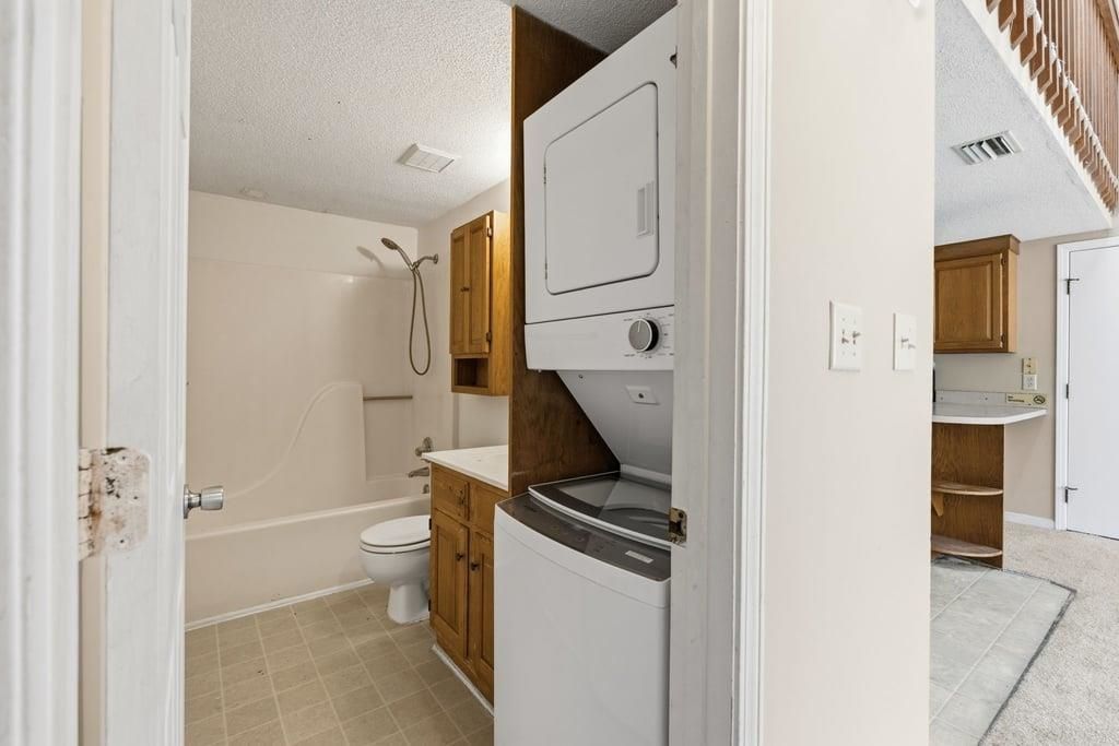 1205 Tiffany Ln.  Photo 11