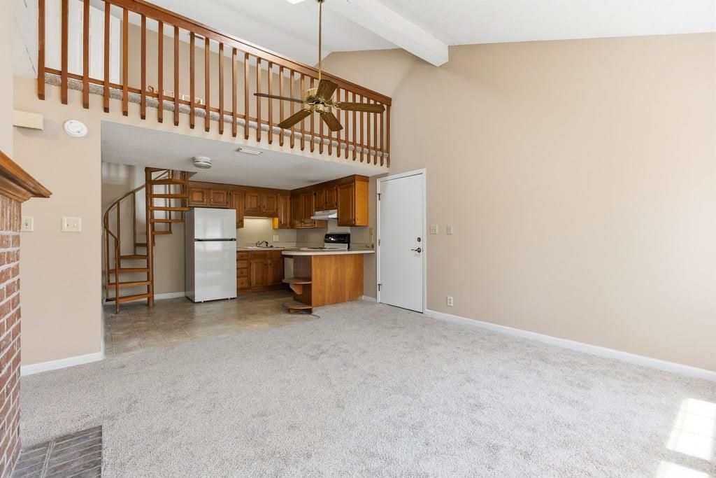 1205 Tiffany Ln.  Photo 5