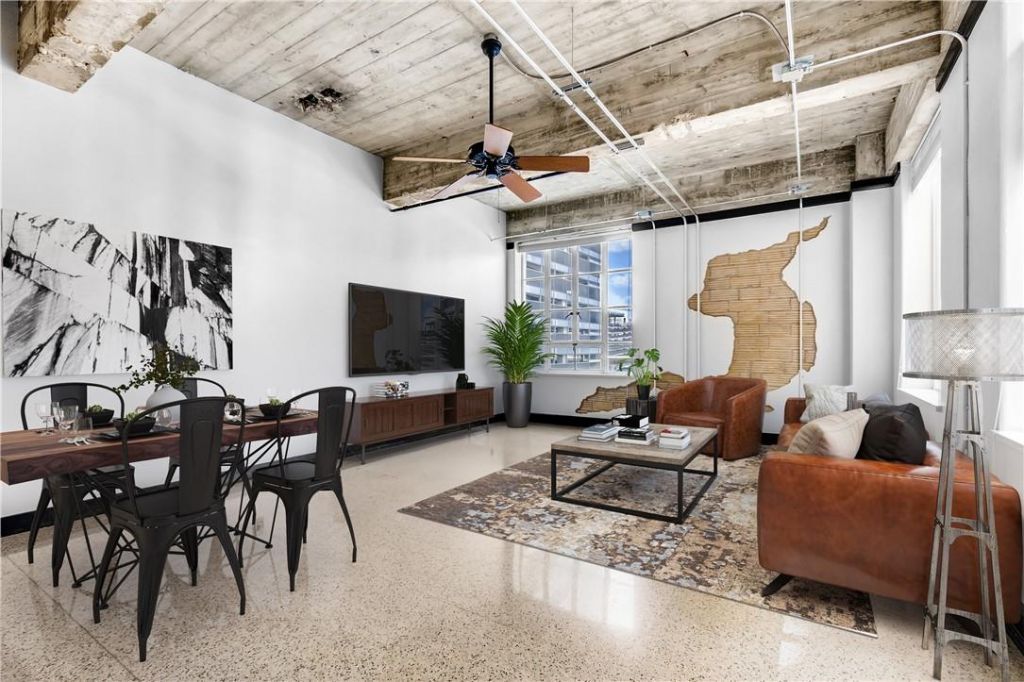 710 Colorado St, Unit 4J, Austin, TX 78701 Main Photo