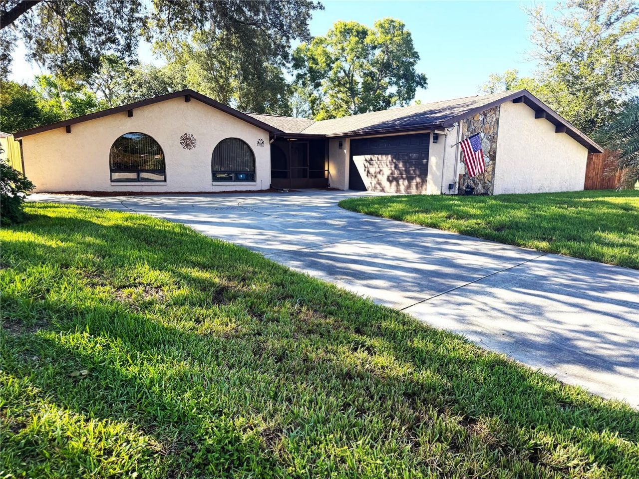 7041 Mayhill Court , Spring Hill, FL 34606 Photo
