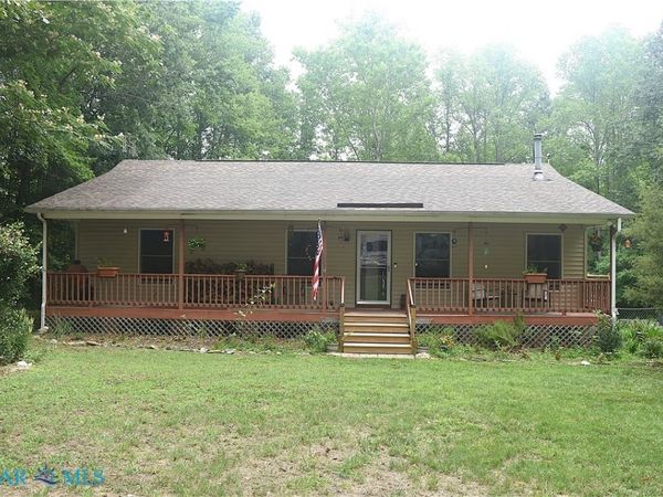 9269 Whispering Pines Trail, Windsor, VA 23487