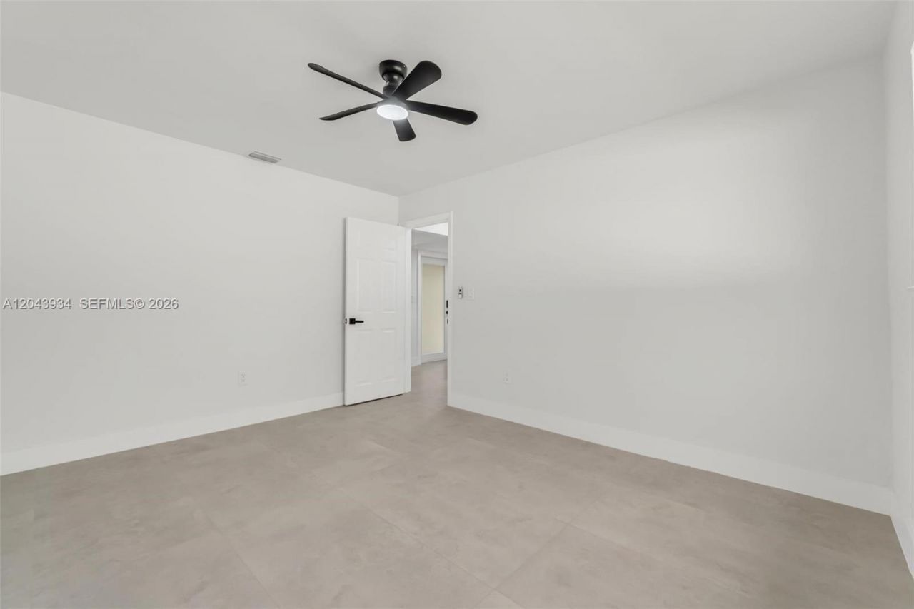 8970 SW 53rd St, Cooper City, FL 33328 Photo