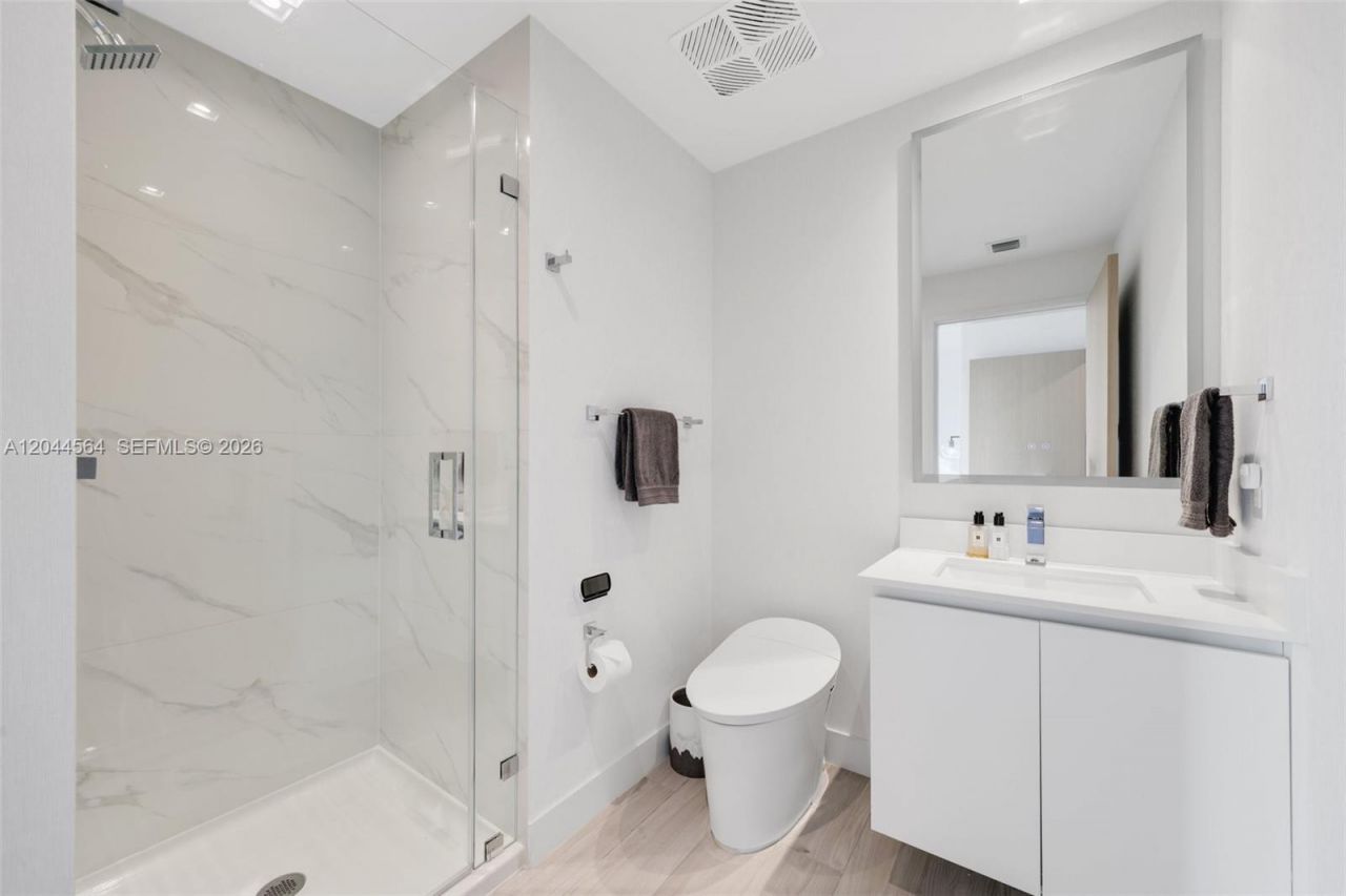 700 NE 24th Street , Unit 1401, Miami, FL 33137 Photo