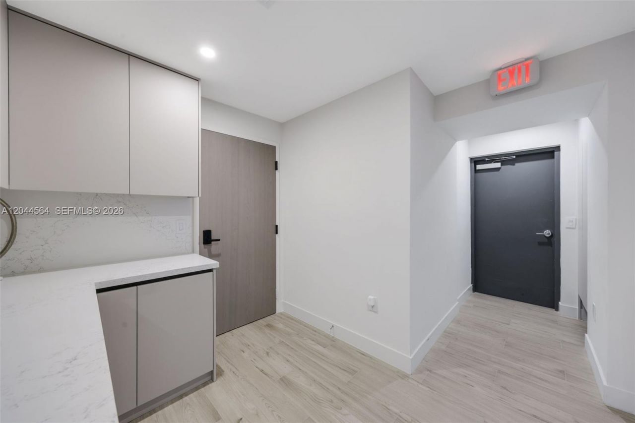 700 NE 24th Street , Unit 1401, Miami, FL 33137 Photo