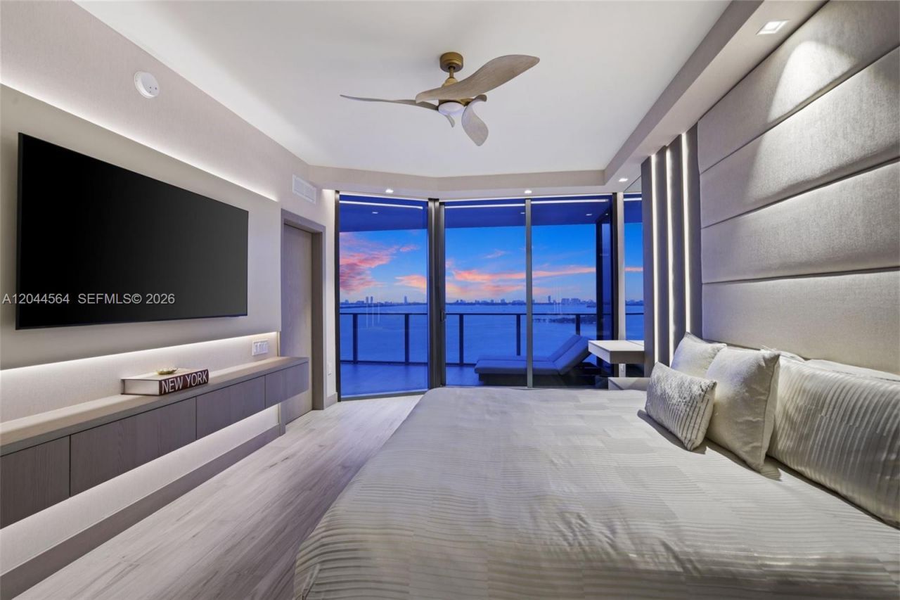 700 NE 24th Street , Unit 1401, Miami, FL 33137 Photo
