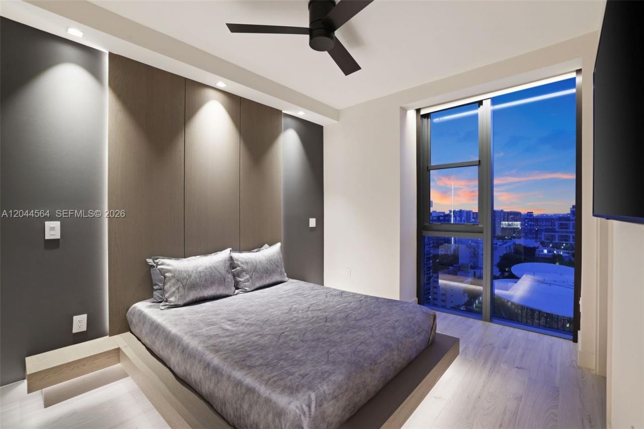 700 NE 24th Street, Unit 1401, Miami, FL 33137 Photo