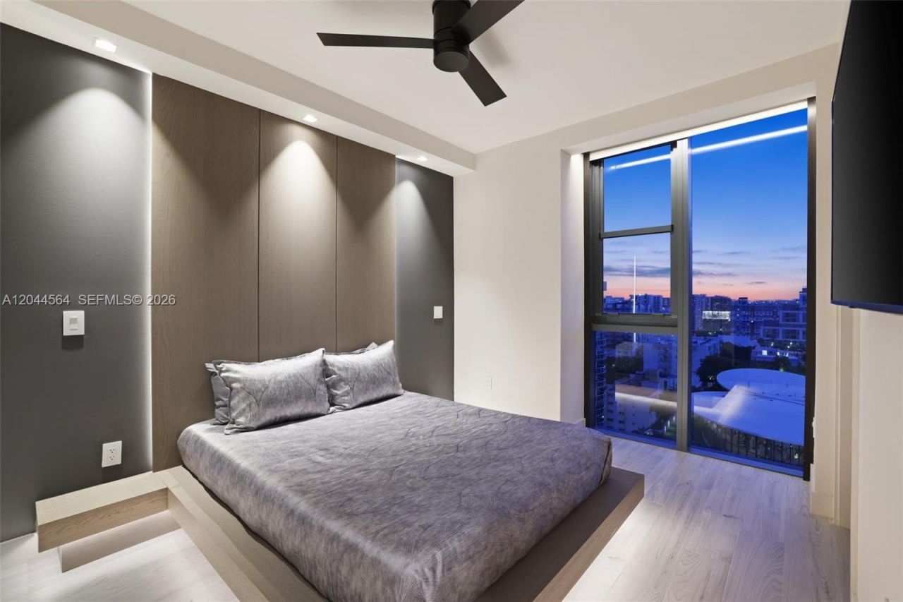 700 NE 24th Street, Unit 1401, Miami, FL 33137 Photo