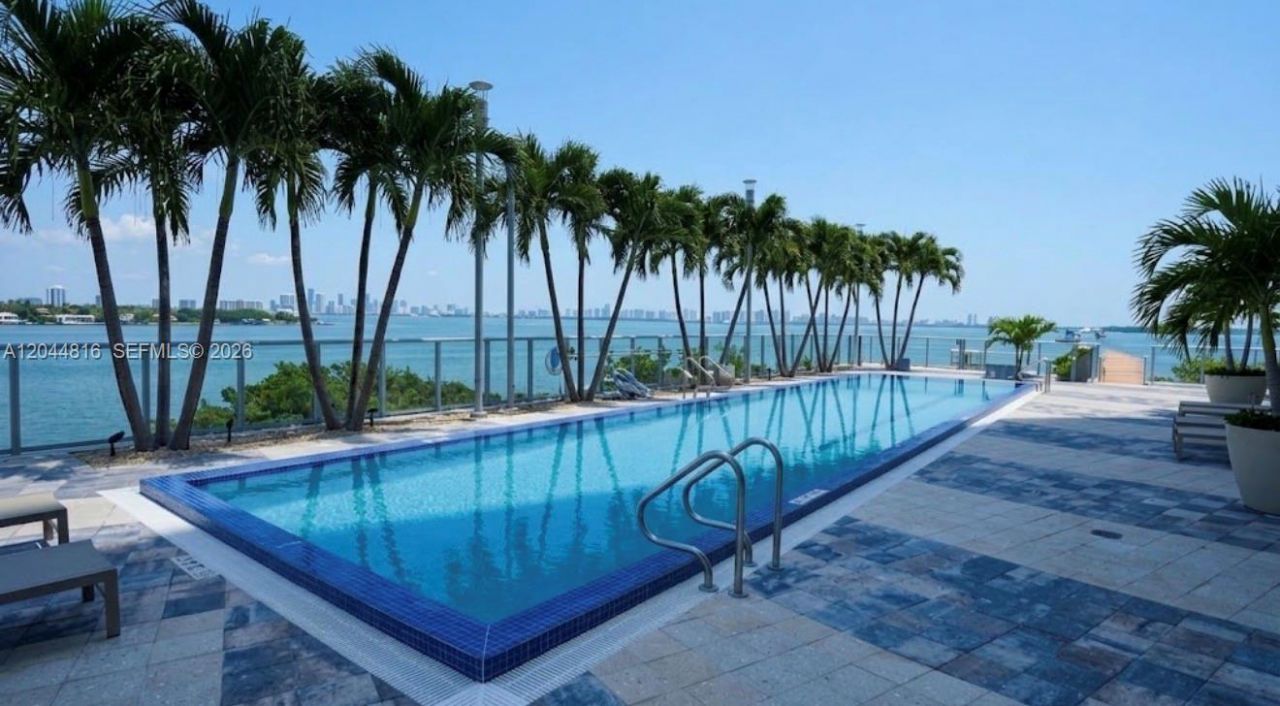 601 NE 36th St, Unit 1306, Miami, FL 33137 Photo